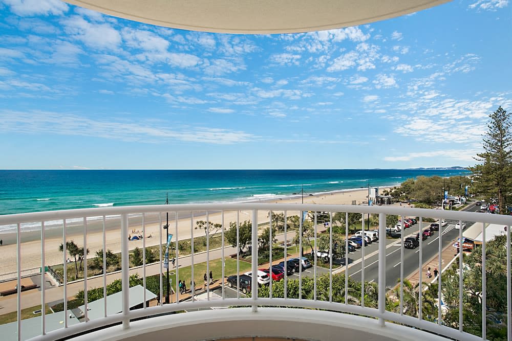 Moroccan Resort - HR Surfers Paradise 1