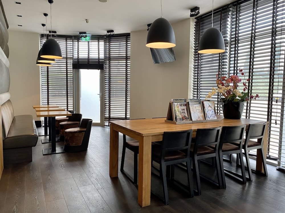 XO Hotels Blue Tower 5