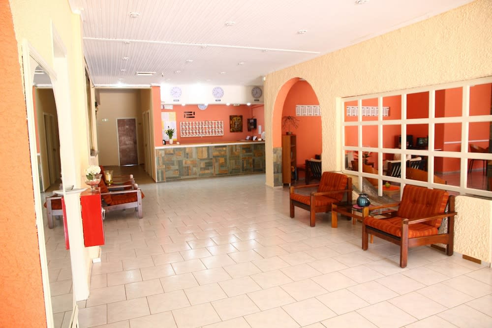 Triton Garden Hotel 2