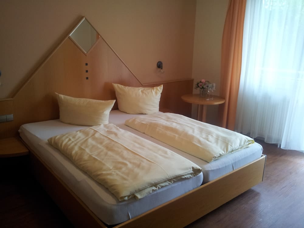 Hotel Löwen Garni - B&B 3