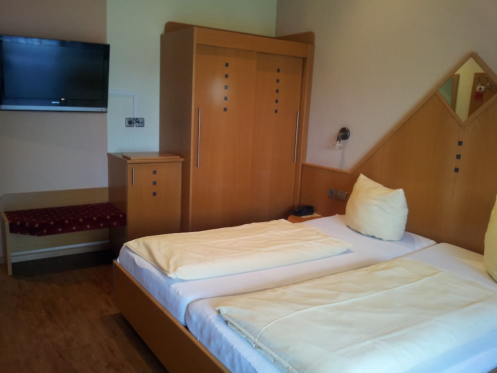 Hotel Löwen Garni - B&B 2