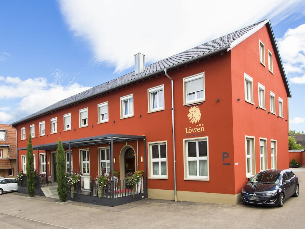 Hotel Löwen Garni - B&B 1