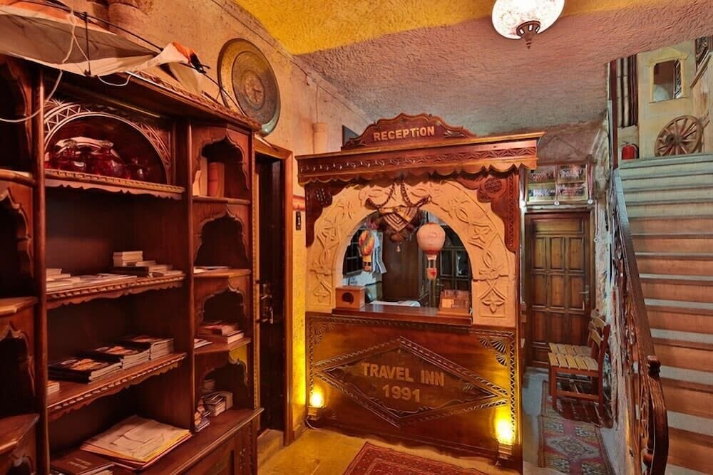 Travel Inn Cave Hotel 2