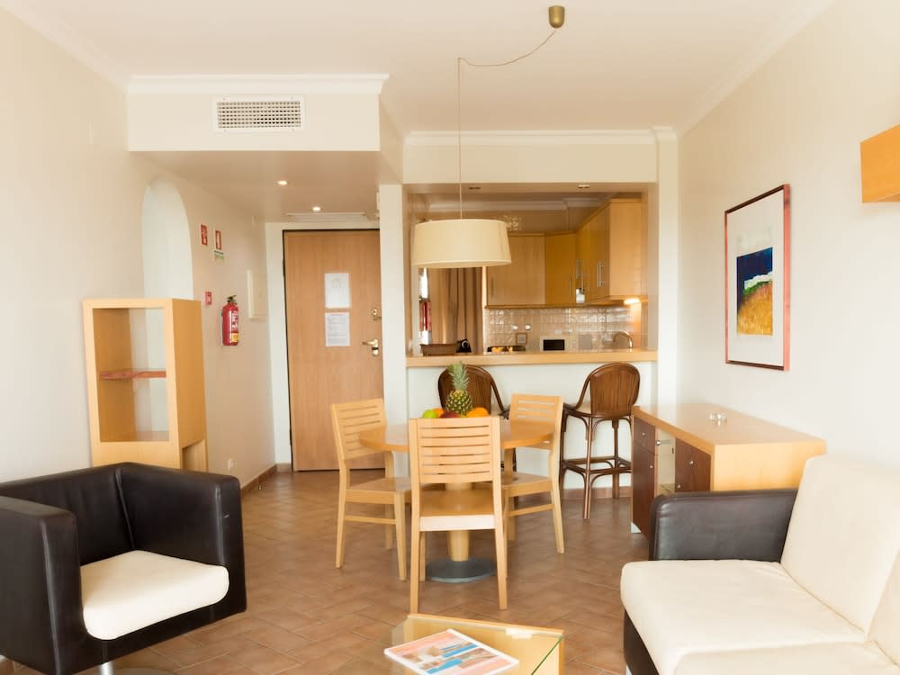 Pontalaia Apartamentos Turísticos 4