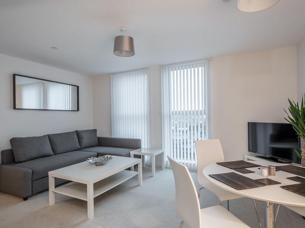 Luxury City View 1