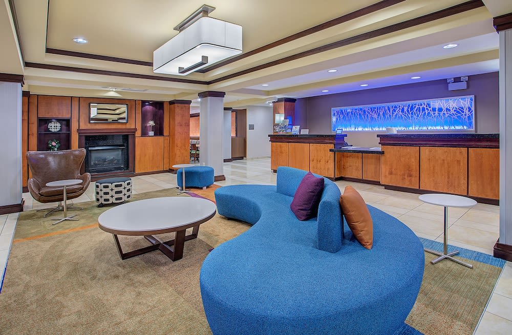 Fairfield Inn & Suites Kodak 3