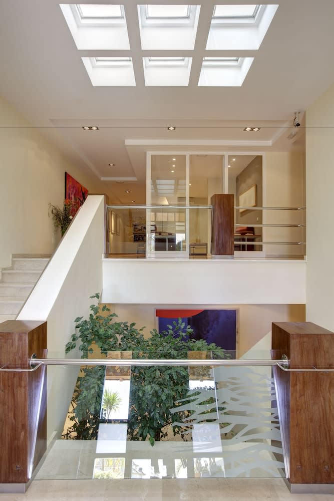 Elviria Hills Living 2