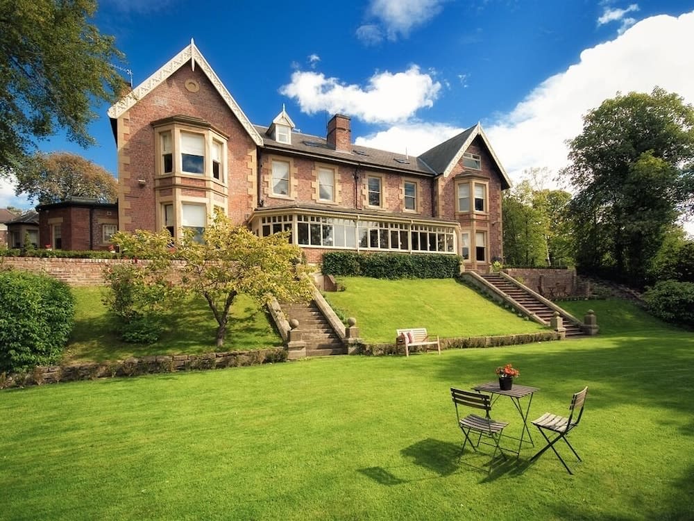 Eslington Villa 1