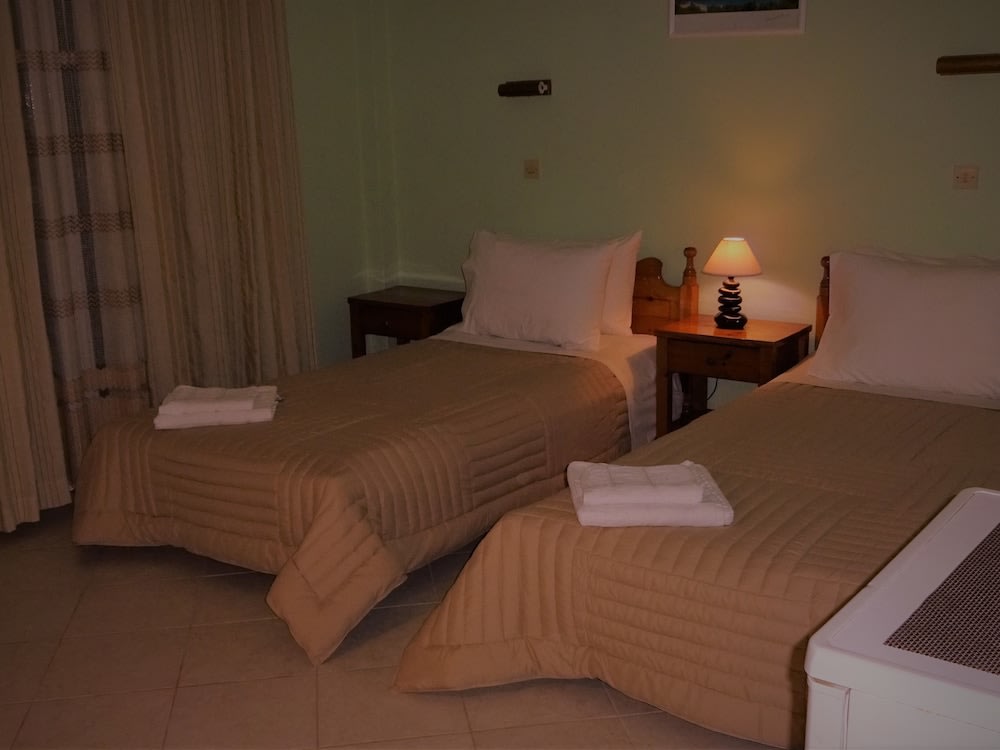 Vicky's Guesthouse 2
