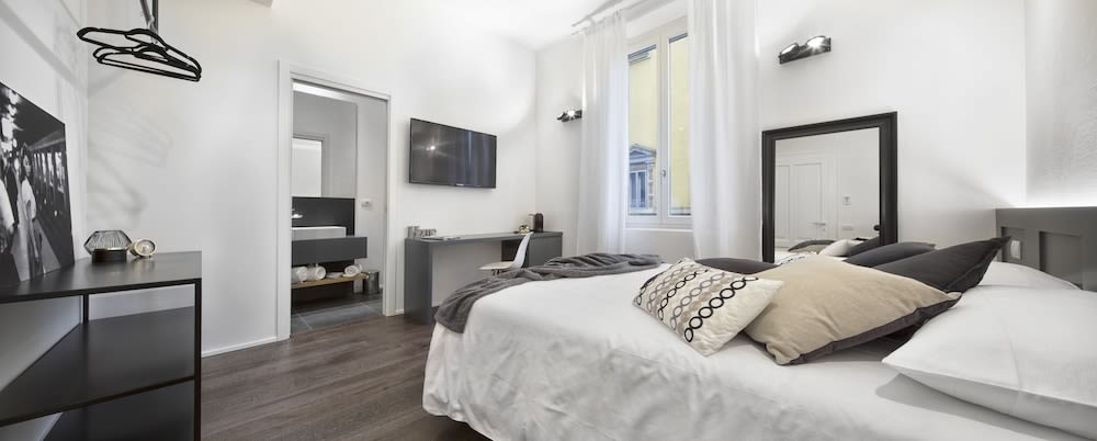 Emilia Suite Express 1