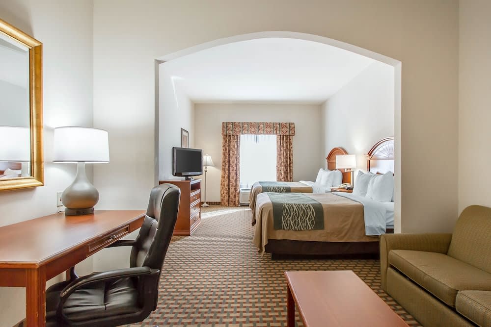 Comfort Inn & Suites Norman near University 5