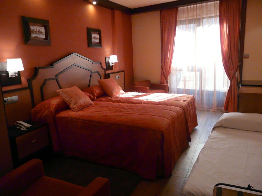 Hotel Tío Manolo de Noia 5