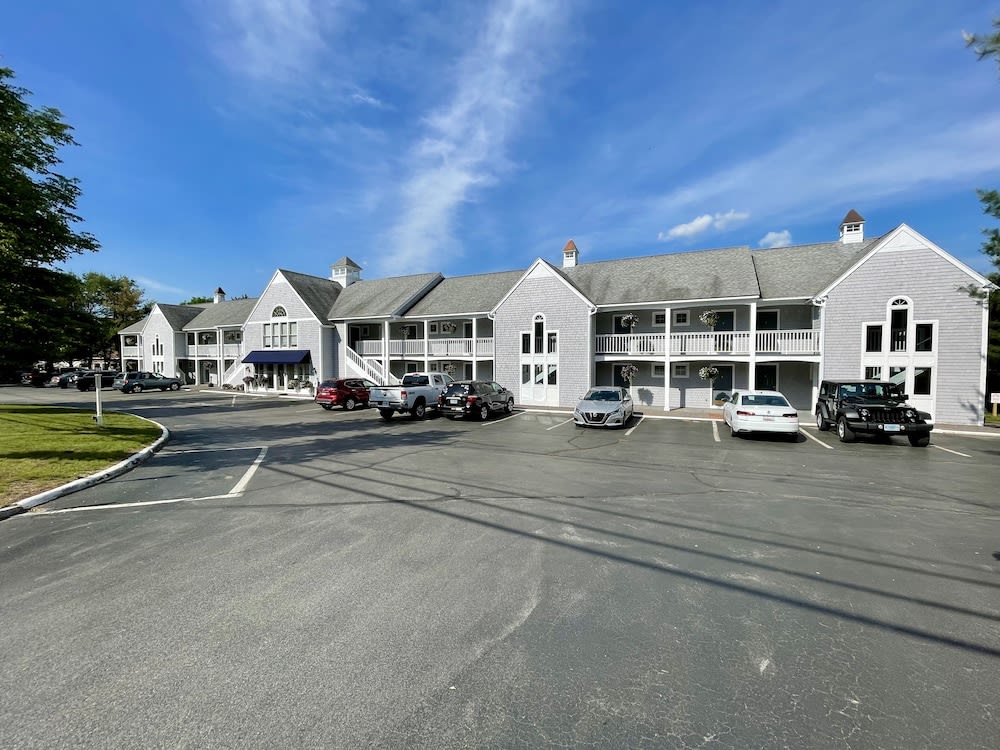 North Conway Mountain Inn 1