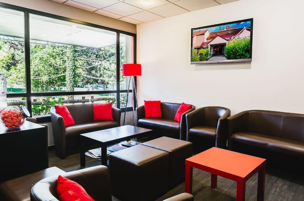 Logis Hotel Lons-le-Saunier - Restaurant Le Grill 2