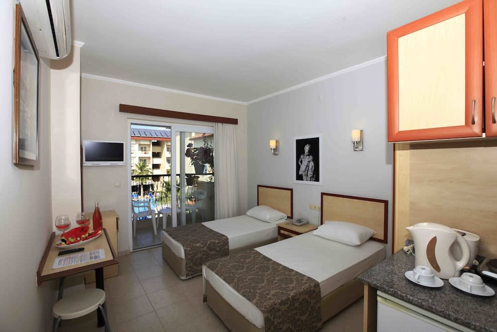 Sun City Apartments & Hotel 4