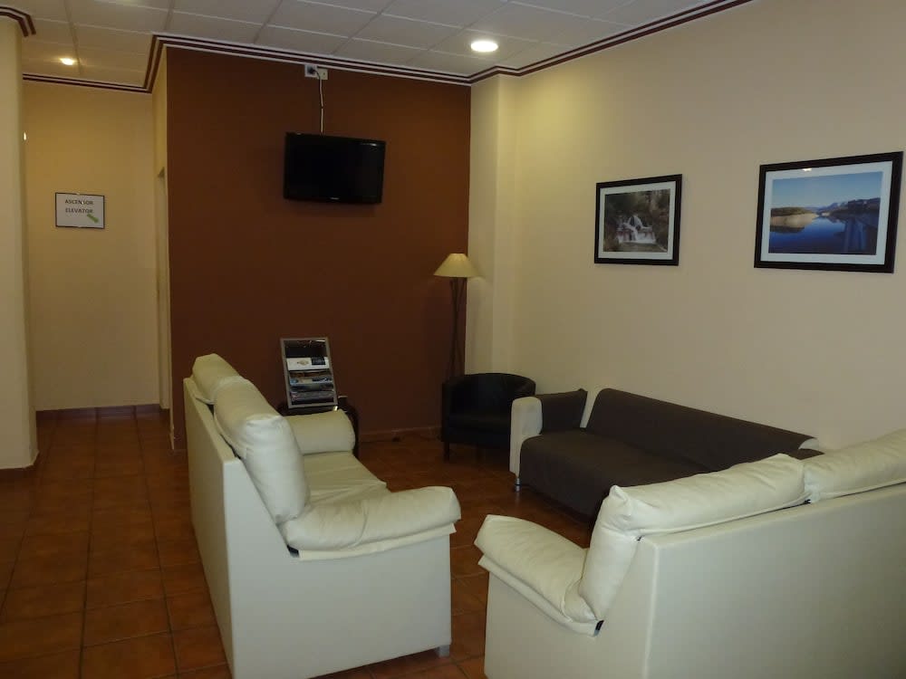 Hotel Ciudad Pozo Alcón 4