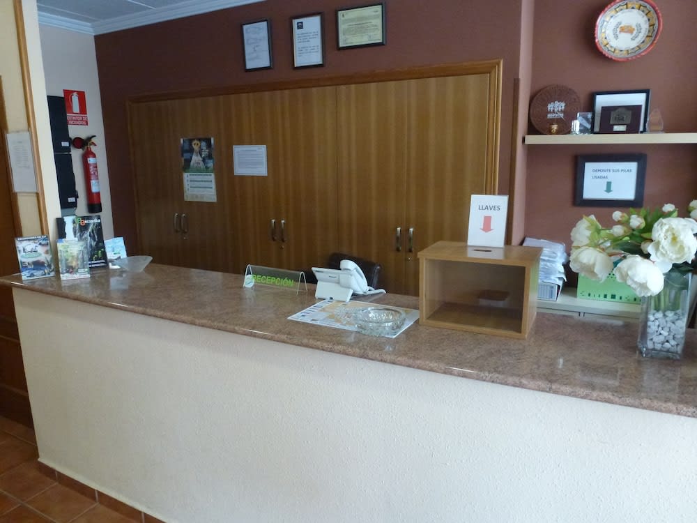 Hotel Ciudad Pozo Alcón 5