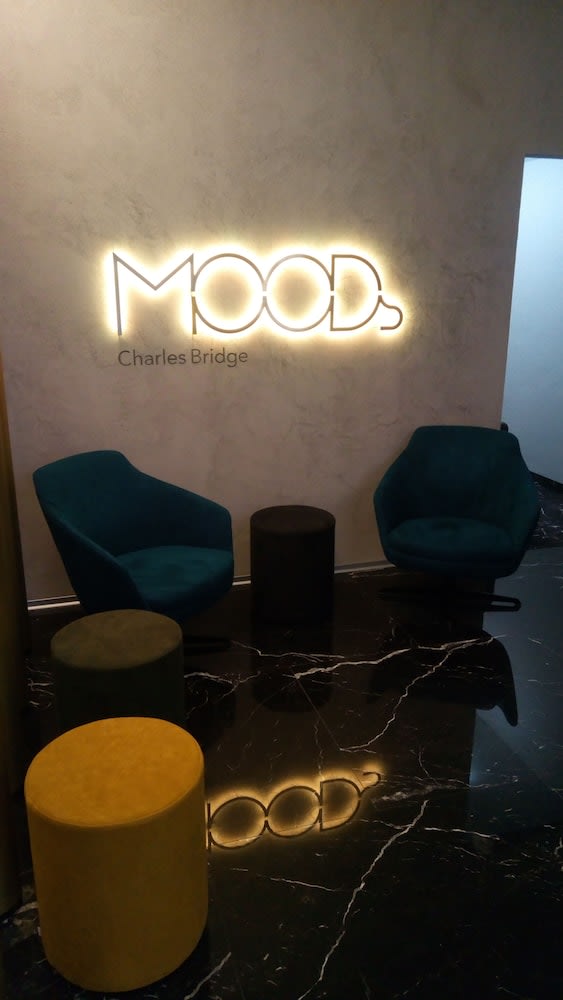 MOODs Charles Bridge 3