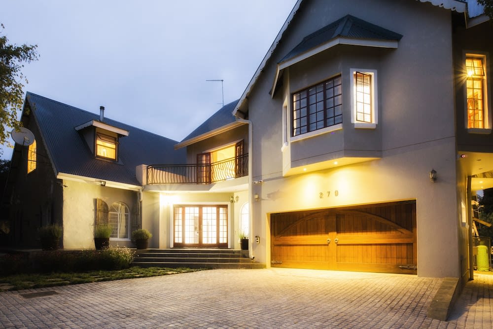 The Browns' Luxury Suites & Cottage 1