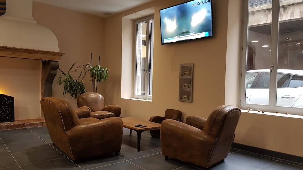 Logis Hotel Yseria - Historical Center 4