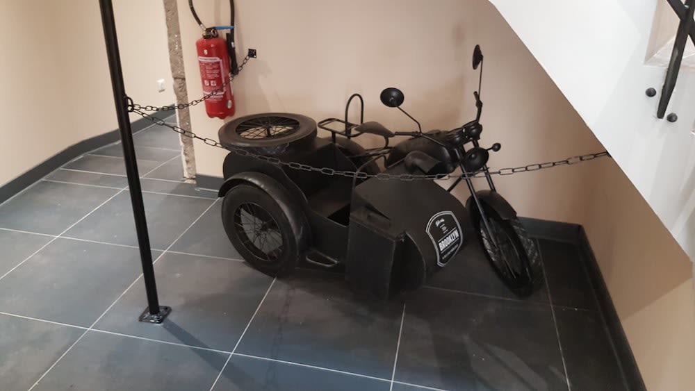 Logis Hotel Yseria - Historical Center 2