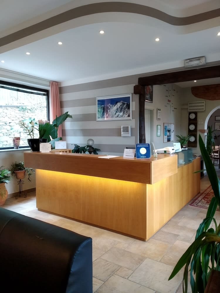 Albergo Ristorante Monterosa 2