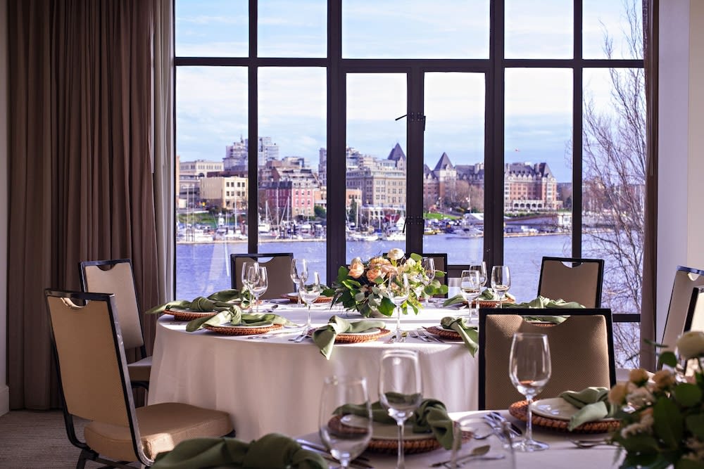 Delta Hotels by Marriott Victoria Ocean Pointe Resort 4