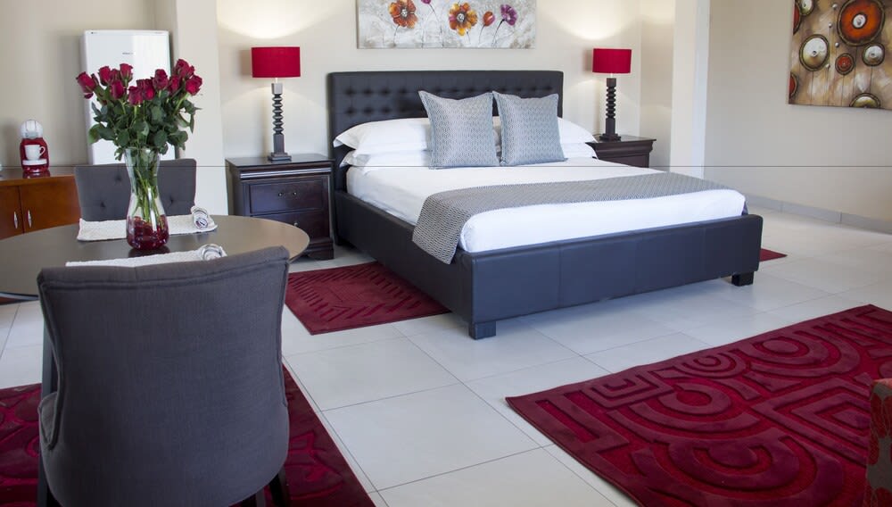 Airport Gardens Boutique Hotel 1