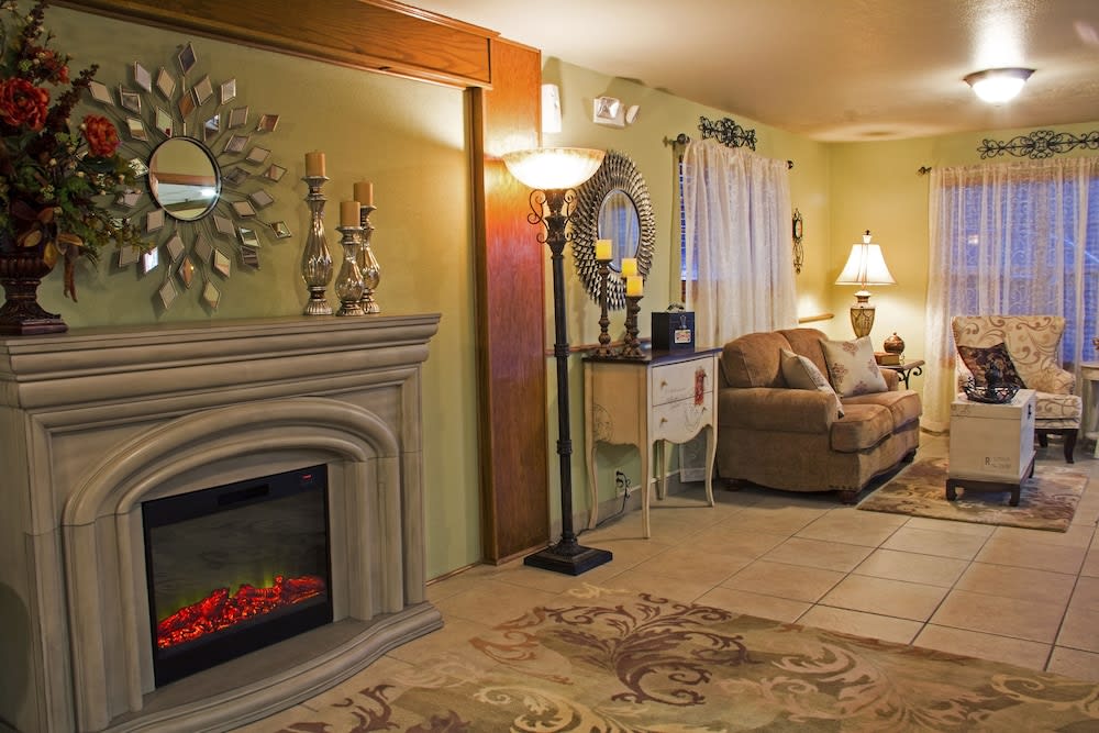 All American Inn & Suites Branson 2