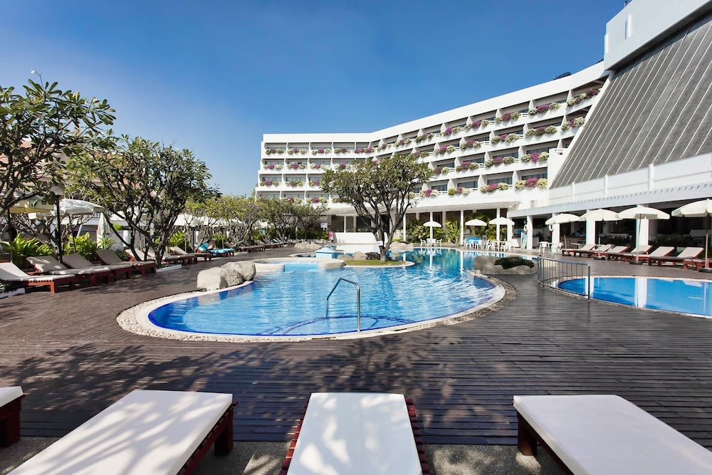 Methavalai Hotel 1