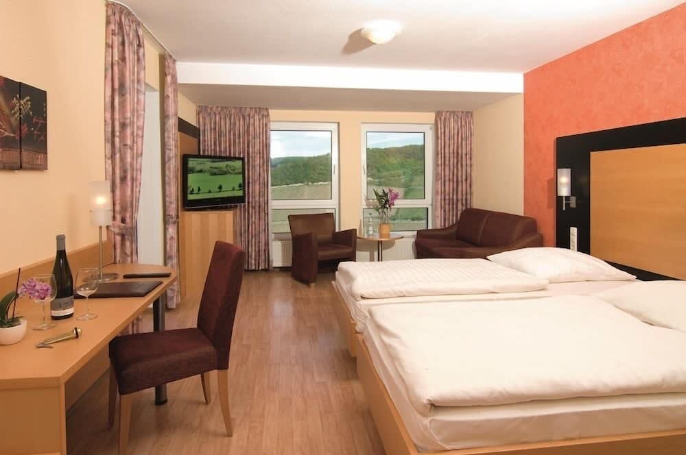 Burg-Hotel 2