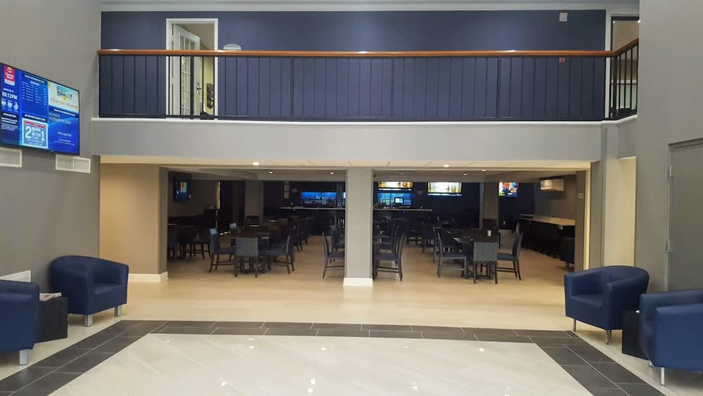 Clarion Hotel Conference Center Lexington North 2