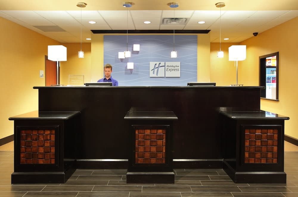 Holiday Inn Express Hotel & Suites Texarkana East by IHG 4