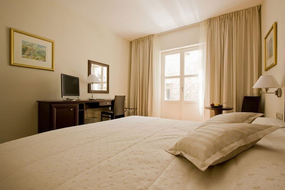 Hotel Croatia 5
