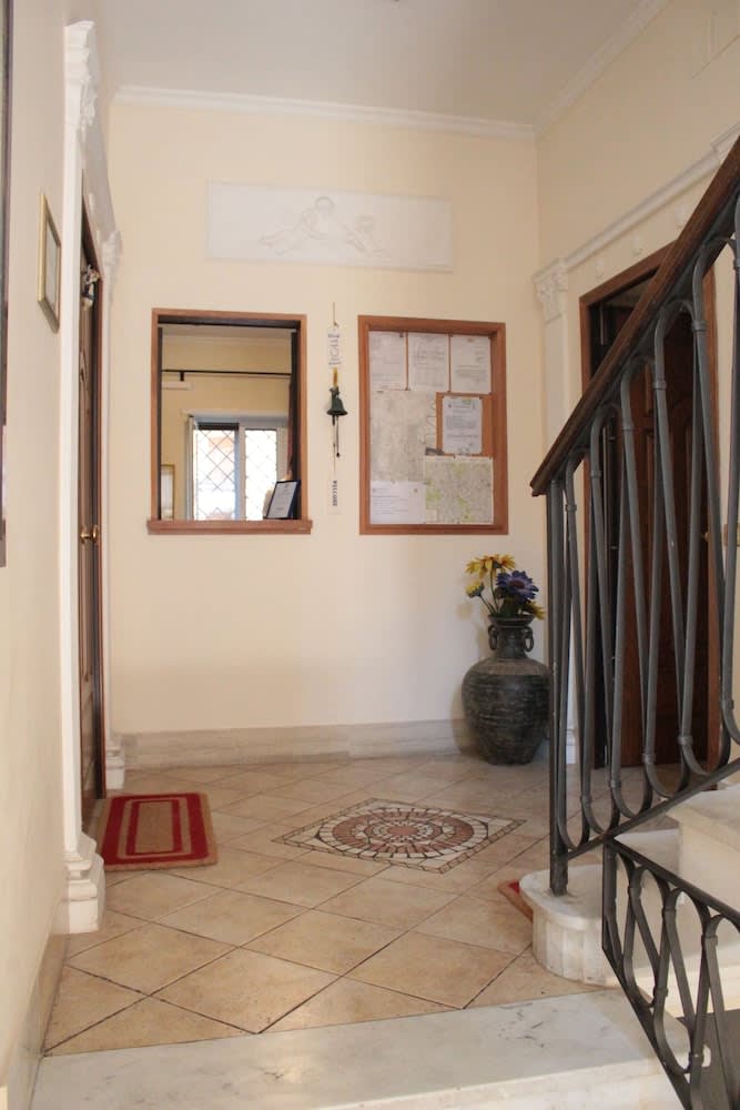 Ianus Guest House 2