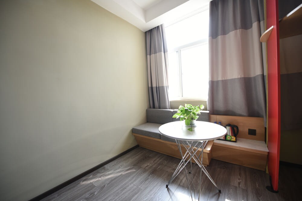 ibis Xian Lintong Huaqing Hot Spring Hotel 3