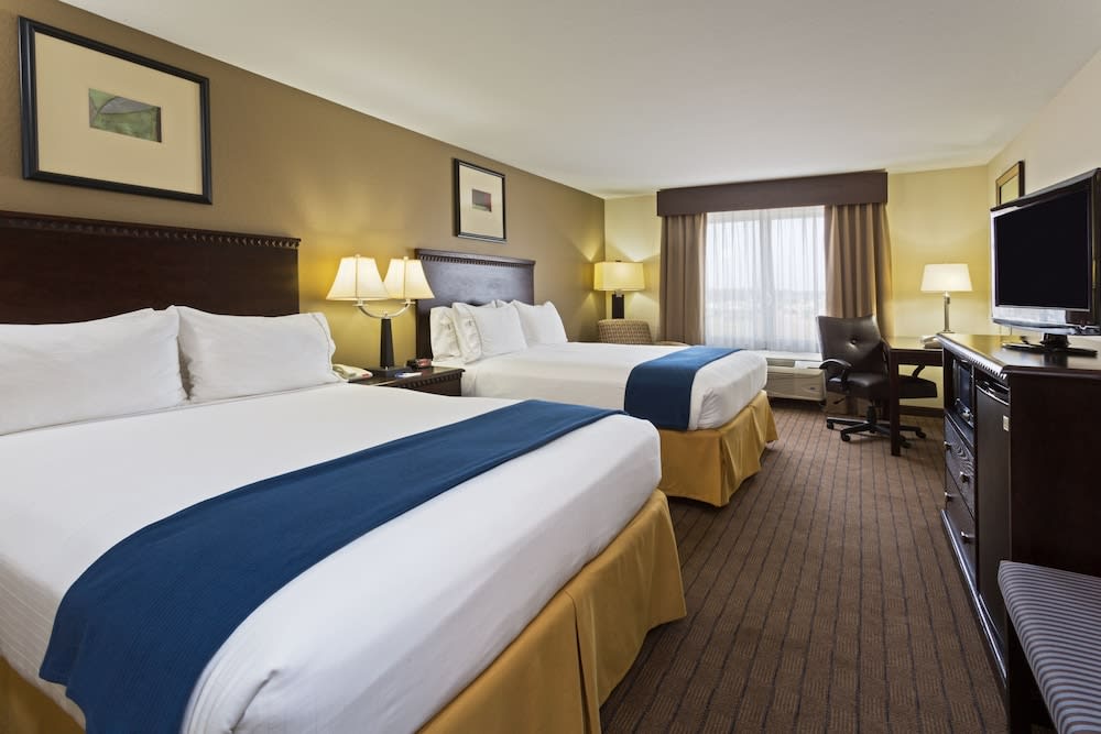 Holiday Inn Express & Suites MOULTRIE by IHG 2
