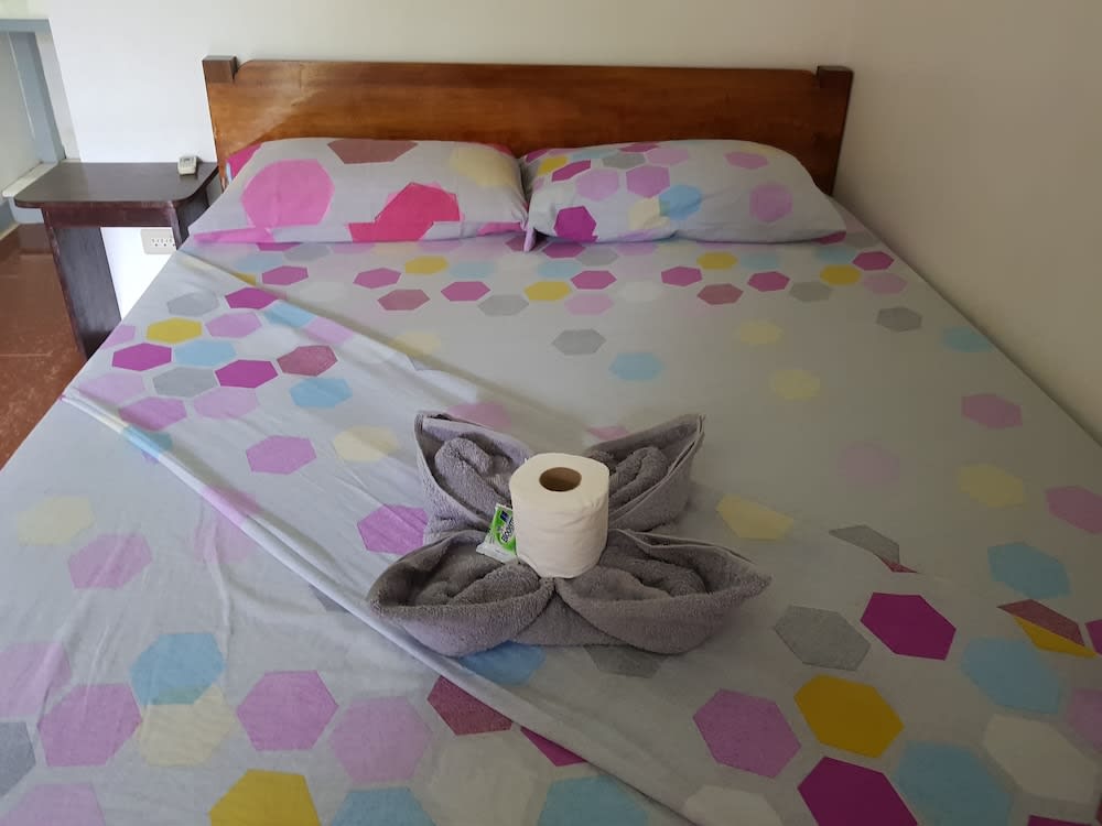 Hidden Garden Pension 5