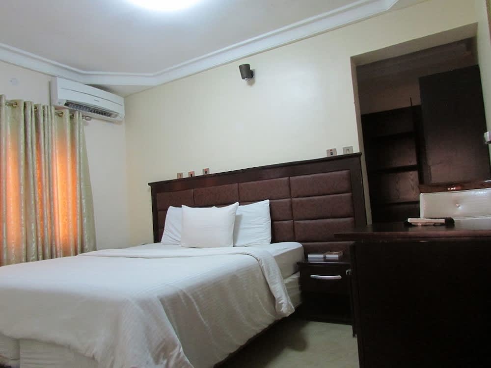 Bex Suites and Spa 2
