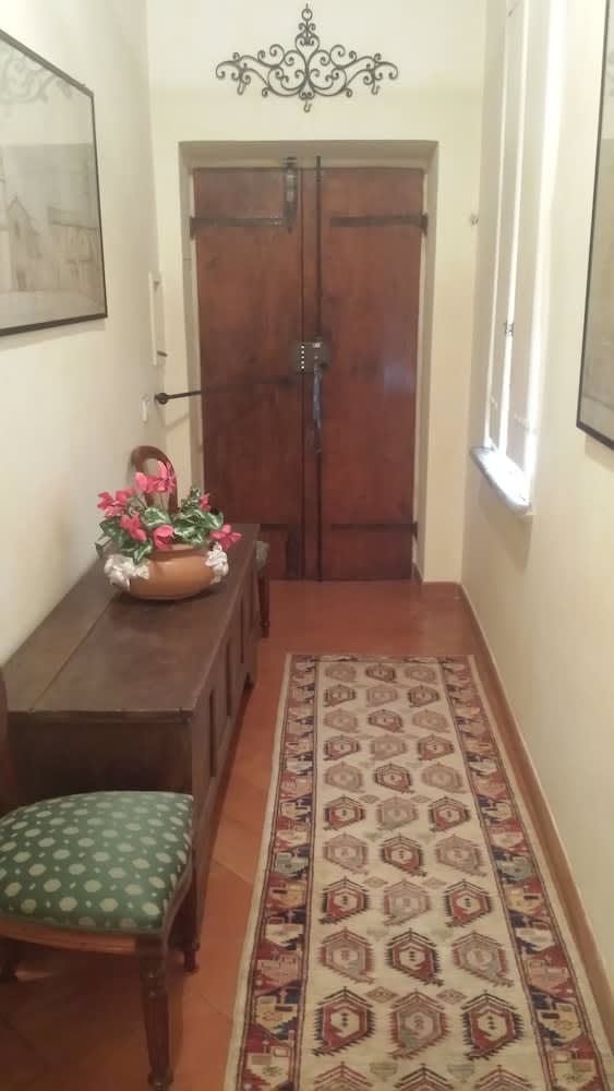 Navona Nice Room 2
