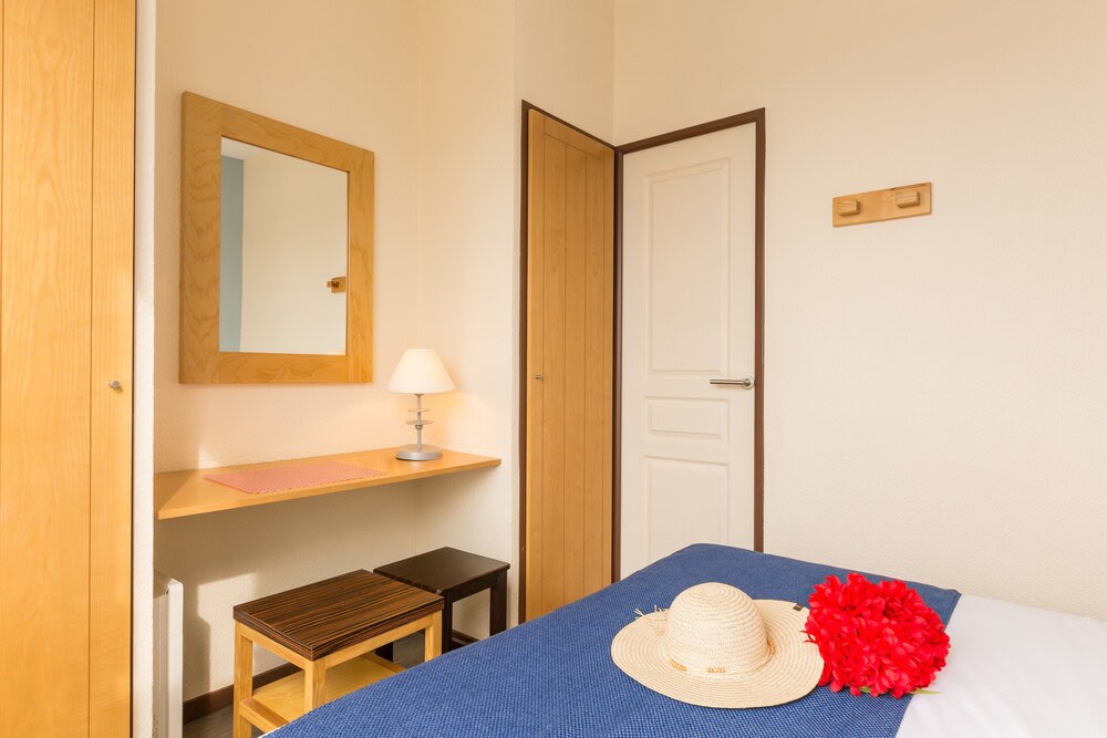 SOWELL RESIDENCES Le Port 2