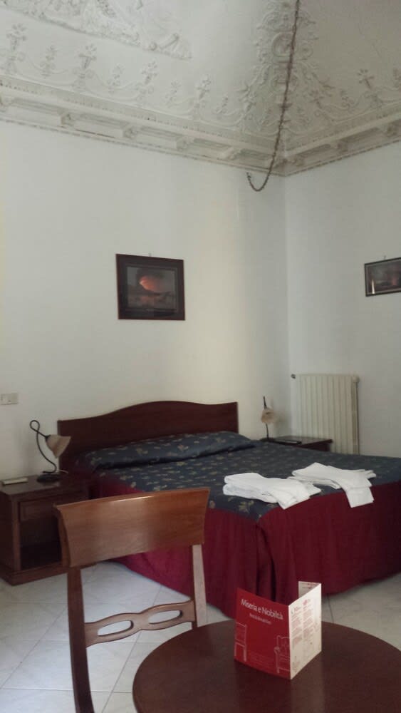 B&B Miseria e Nobilta' 3