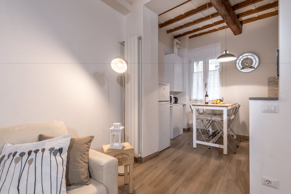 Santa Croce Place by Mmega 5