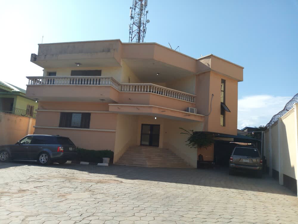 Feligold Royal Hotel 1