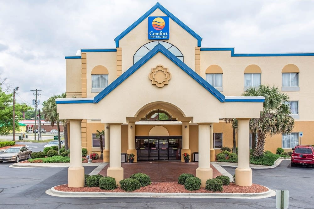 Comfort Inn & Suites FtJackson Maingate 1
