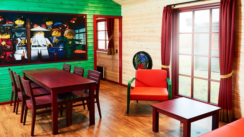 LEGOLAND NINJAGO Cabins 4