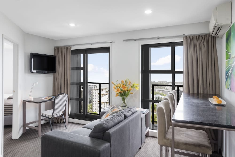 Nesuto St Martins Apartment Hotel 1