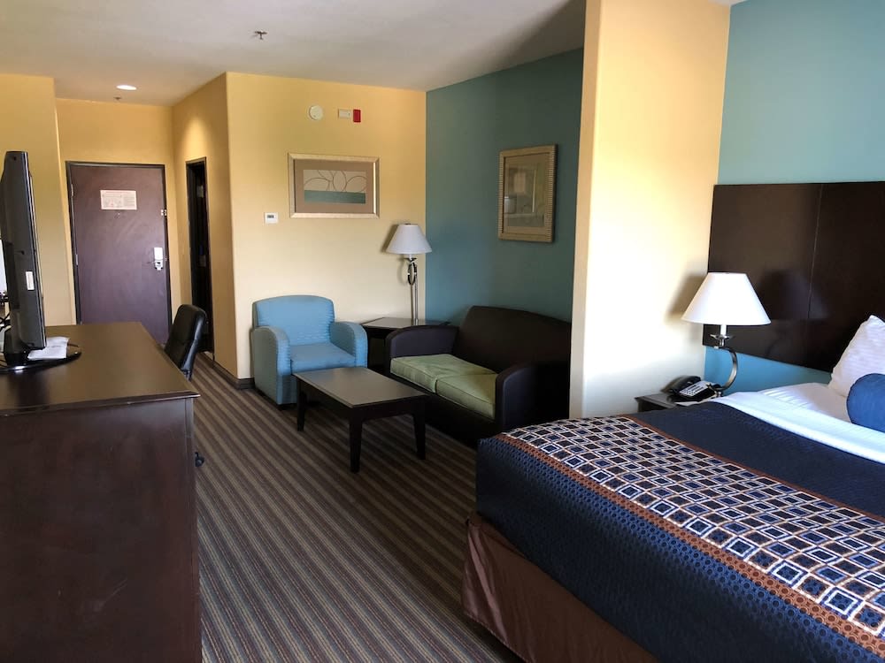 Best Western Plus Goodman Inn & Suites 4