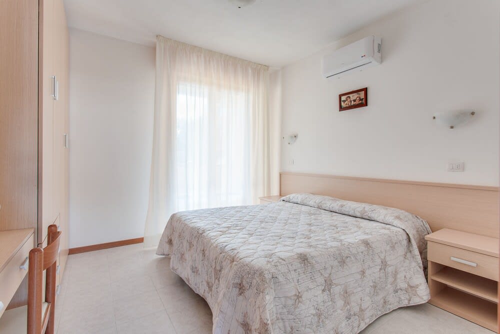 Aparthotel Costa Paradiso 5