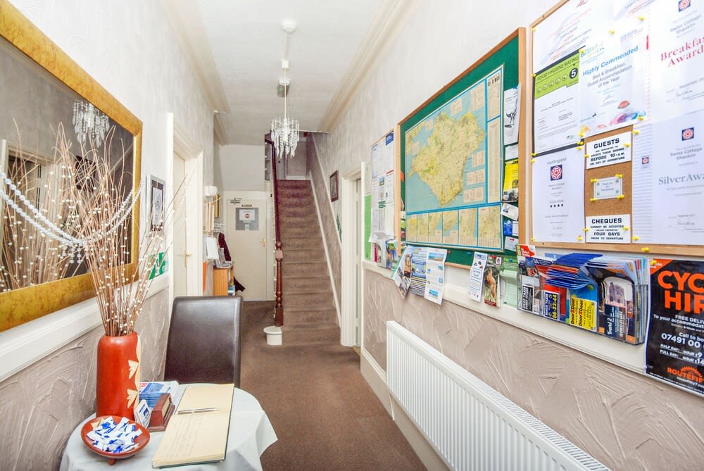 The Swiss Cottage, Shanklin 2